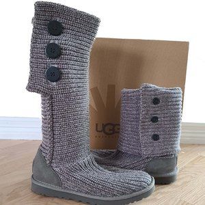 UGG Classic Cardy Knit Gray Boots - size 8